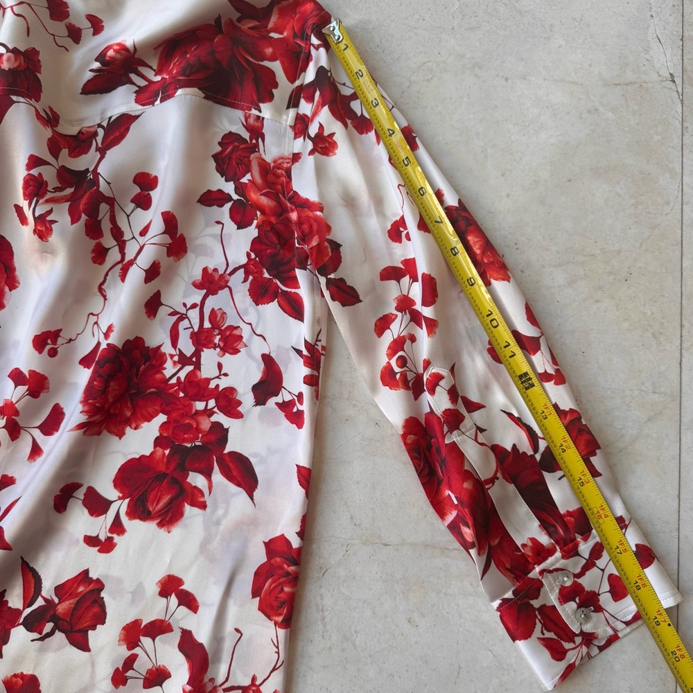 L’Agence Dani Silk Floral Red and White Blouse size XS - Picture 11 of 13